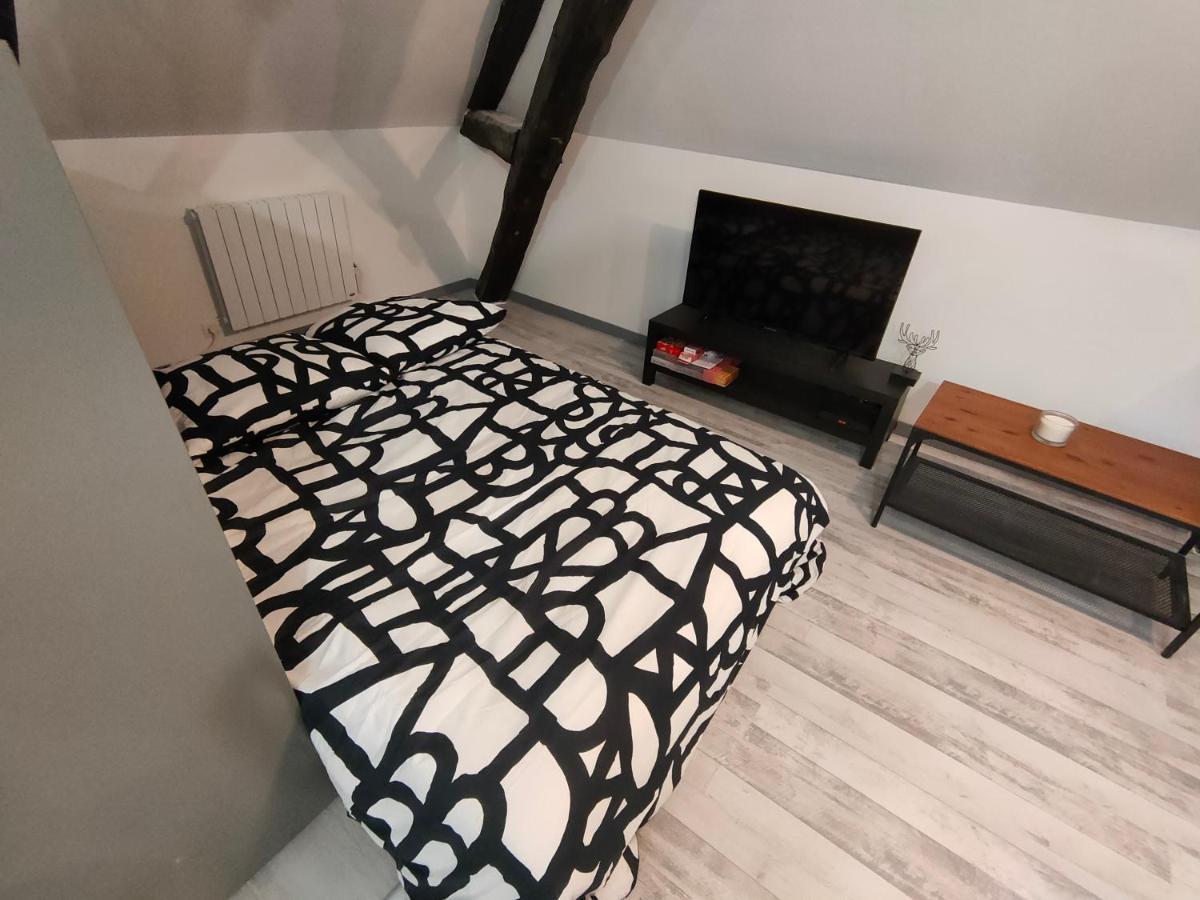 Appartement LA MACHINE Sous Combles Extérieur photo