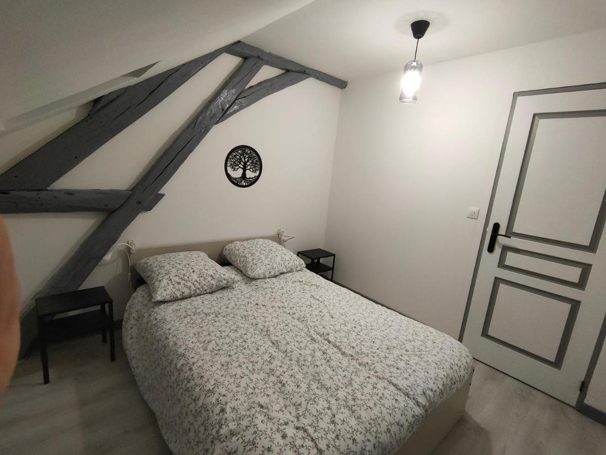 Appartement LA MACHINE Sous Combles Extérieur photo
